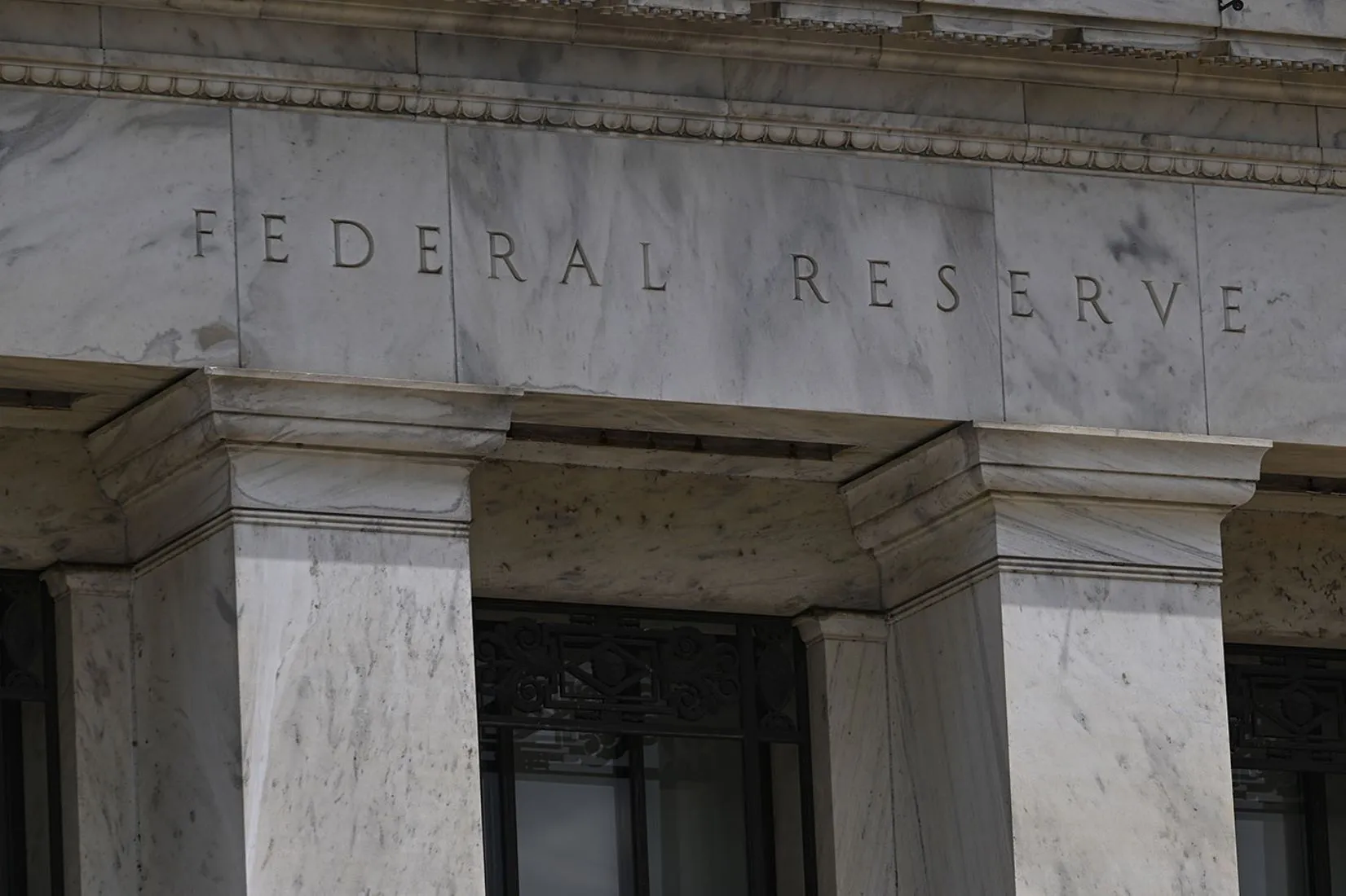 Crypto Breakthrough: Fed Removes Key Banking Barrier—Details