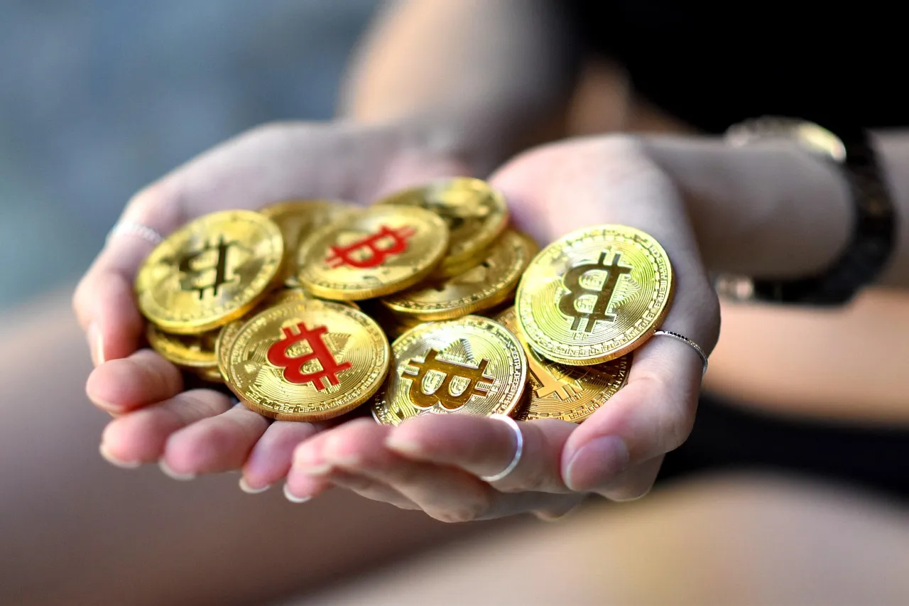 Bitcoin Whales Hedge Their Bets As Short Interest In BTC Spikes – What Does This Mean For Price?