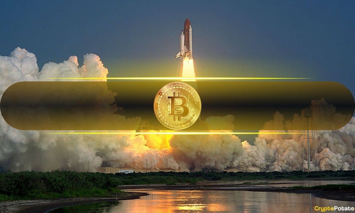 Bitcoin to Skyrocket to $600K as S&P 500 Crashes 50%, Says Analyst