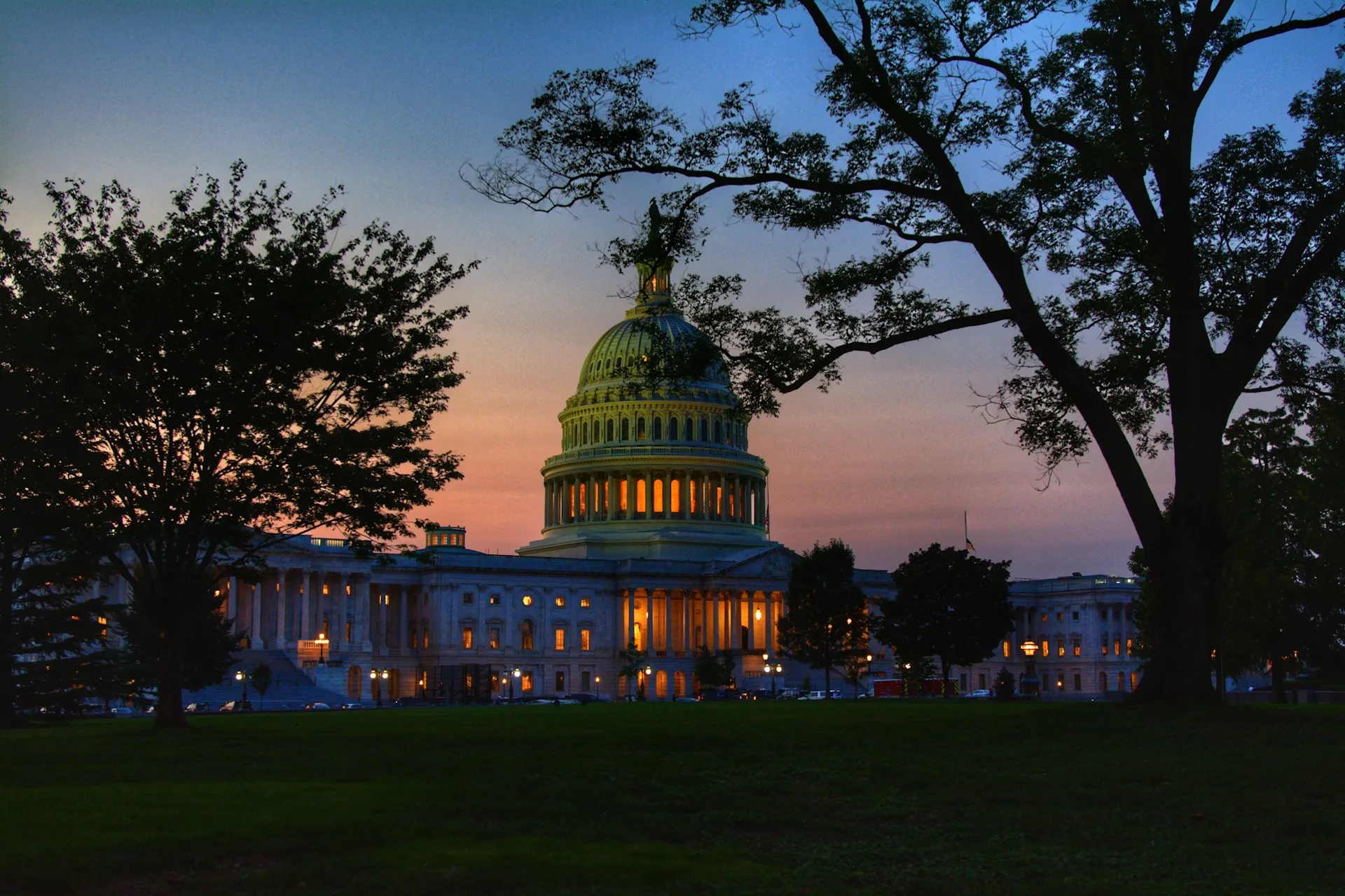 Trump’s Crypto Czar Optimistic About Stablecoin Bill, Says GENIUS Act ‘Going To Pass’