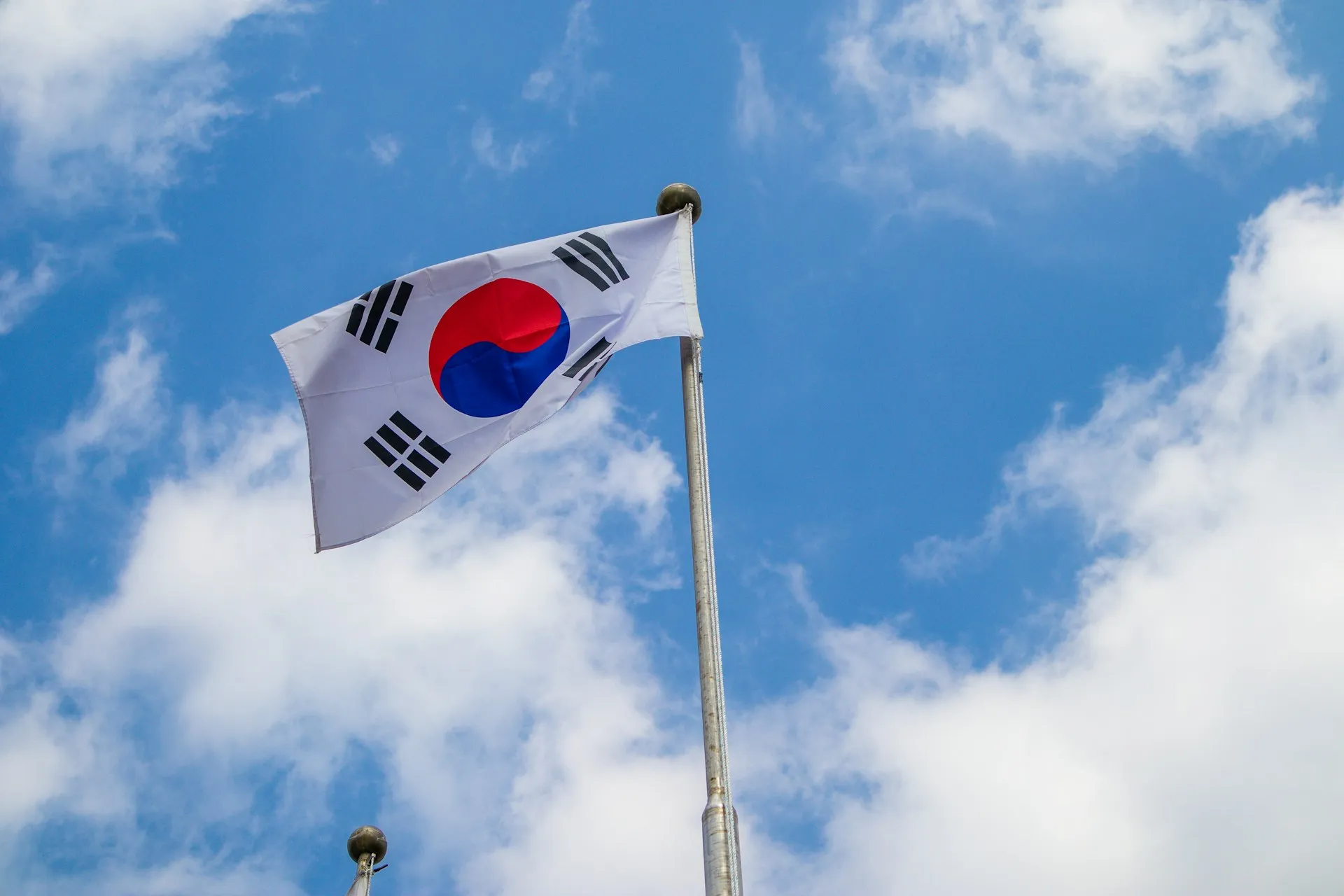 Bank Of Korea Halts CBDC Project As Lawmakers Focus On Stablecoin Regulation