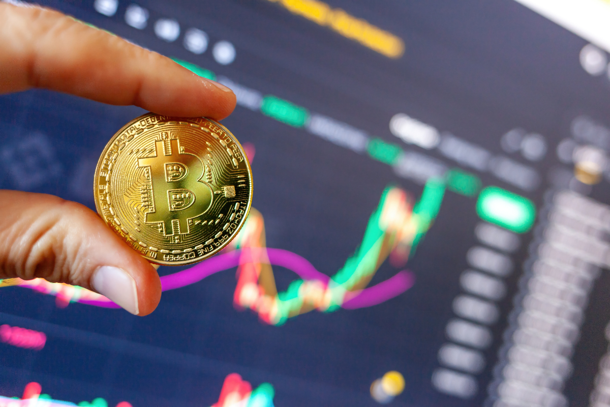 Trump Media žiada o nové Bitcoin ETF, ktoré zahŕňa aj Ethereum, XRP a Solanu